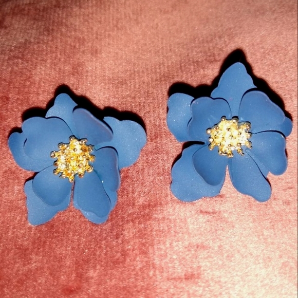 Blue Flower Blossom Earrings 3D Flowers Feminine Floral Posts Summer Botanical - Picture 3 of 11